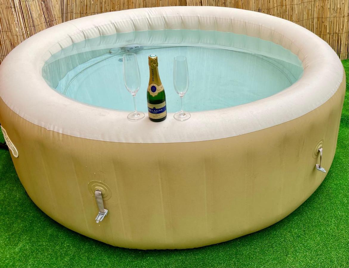 Nouveaute - L'Oasis - T3 - 70 M2 - Jacuzzi 생드니 외부 사진